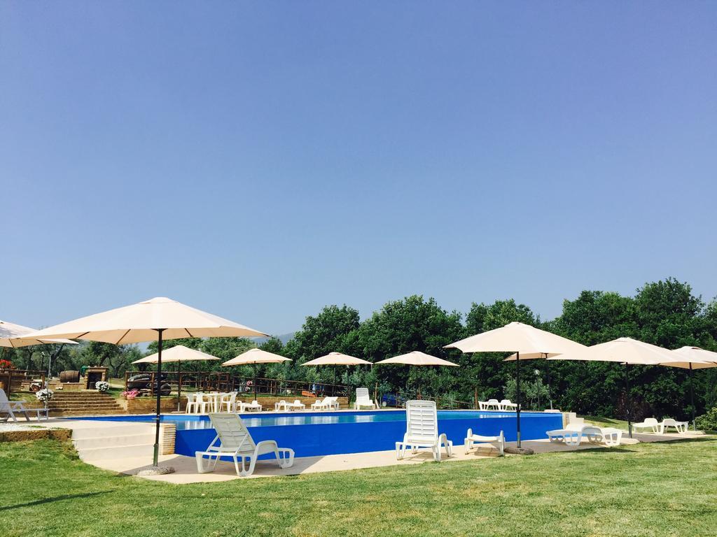 Agriturismo Nociquerceto Tarano Buitenkant foto